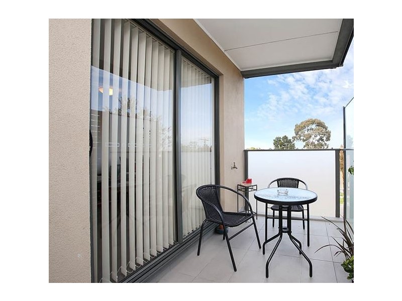 8/23 Edith Street, Dandenong VIC 3175