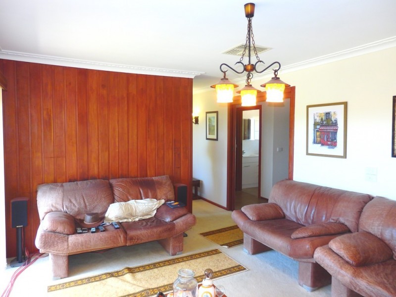 68 KAYS AVENUE, Hallam VIC 3803