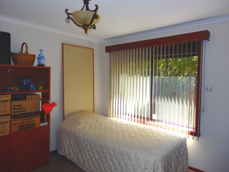 68 KAYS AVENUE, Hallam VIC 3803