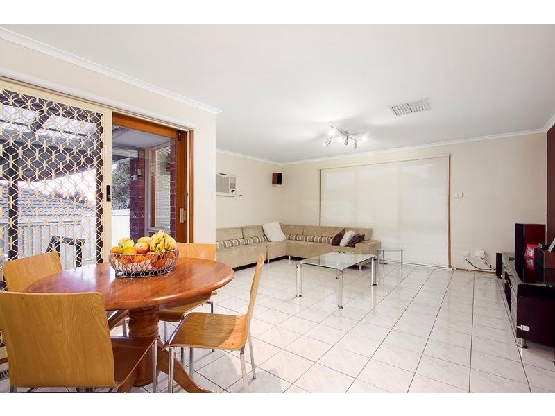 17 Warana Drive, Hampton Park VIC 3976