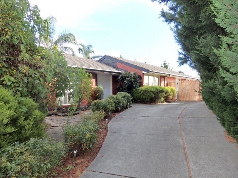 32 Glencairn Avenue, Hallam VIC 3803