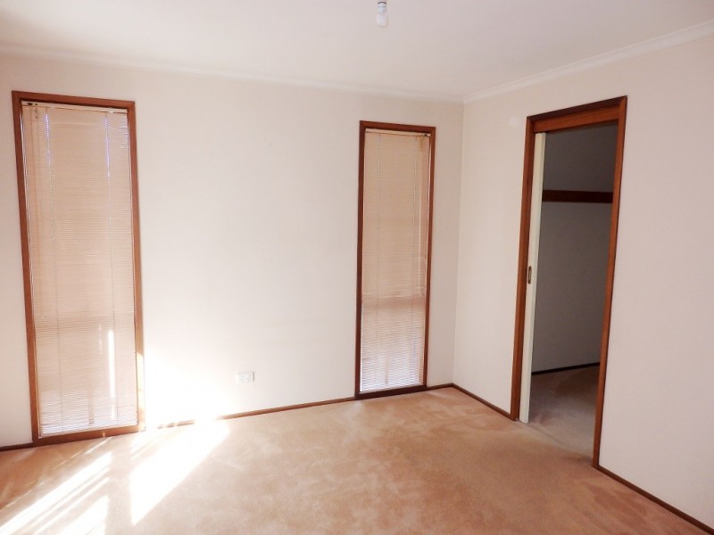 32 Glencairn Avenue, Hallam VIC 3803