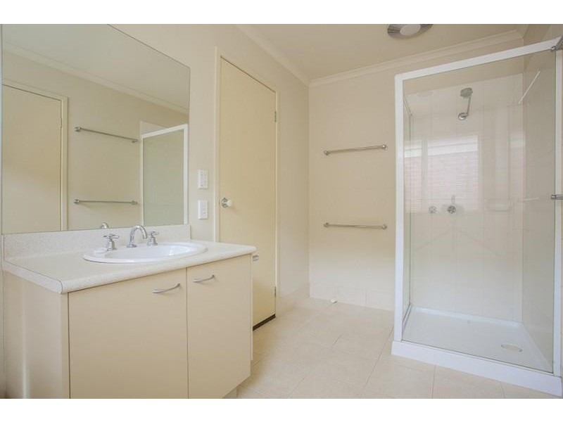 13 ASHCROFT CLOSE, Hallam VIC 3803