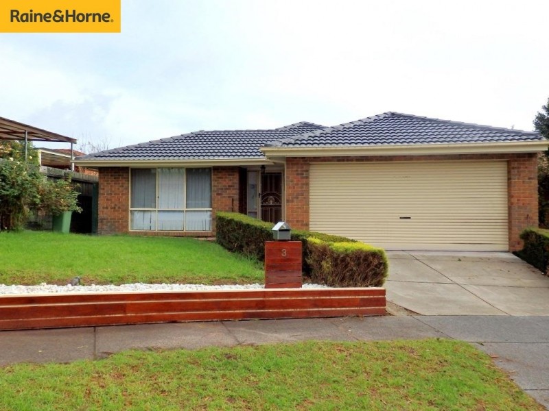 3 DONEGAL WAY, Hampton Park VIC 3976