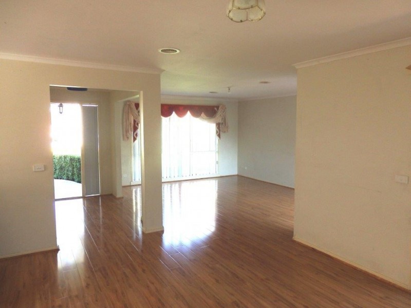 3 DONEGAL WAY, Hampton Park VIC 3976