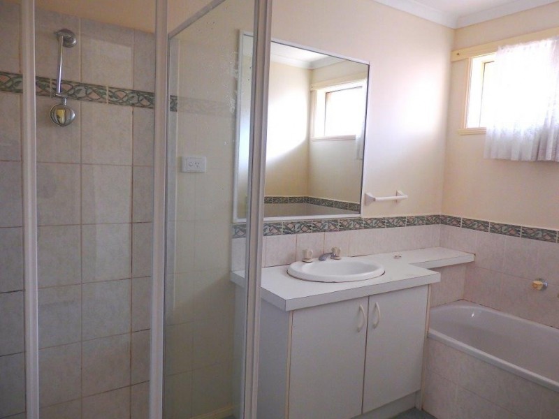 3 DONEGAL WAY, Hampton Park VIC 3976