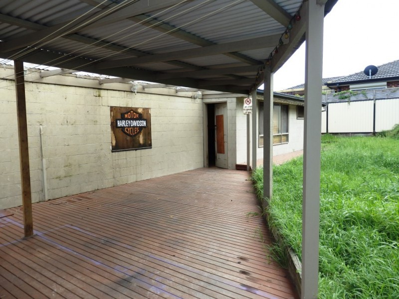 8 ALEXANDER STREET, Hallam VIC 3803