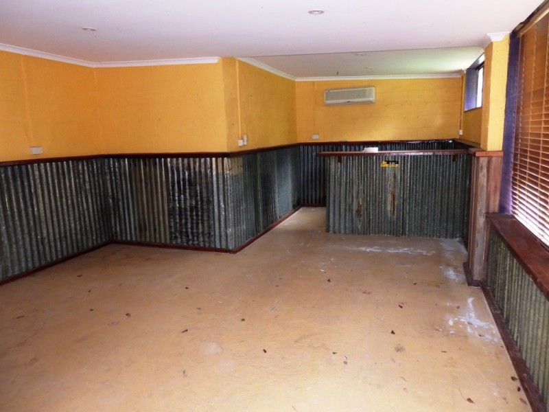 8 ALEXANDER STREET, Hallam VIC 3803