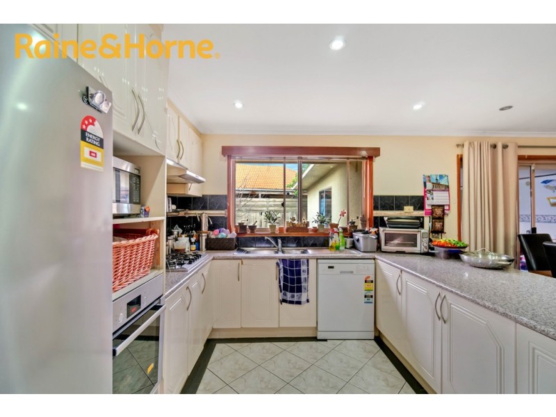 12 LUCY COURT, Narre Warren VIC 3805