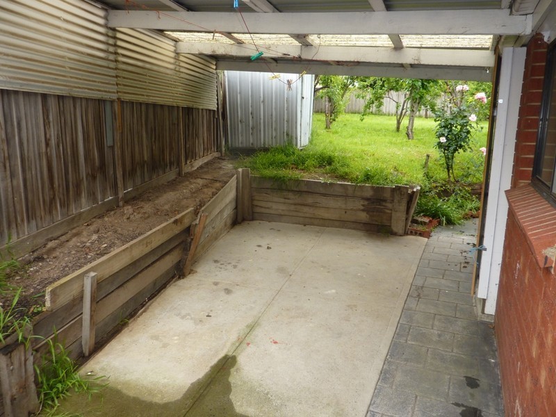 18 Temby Close, Endeavour Hills VIC 3802