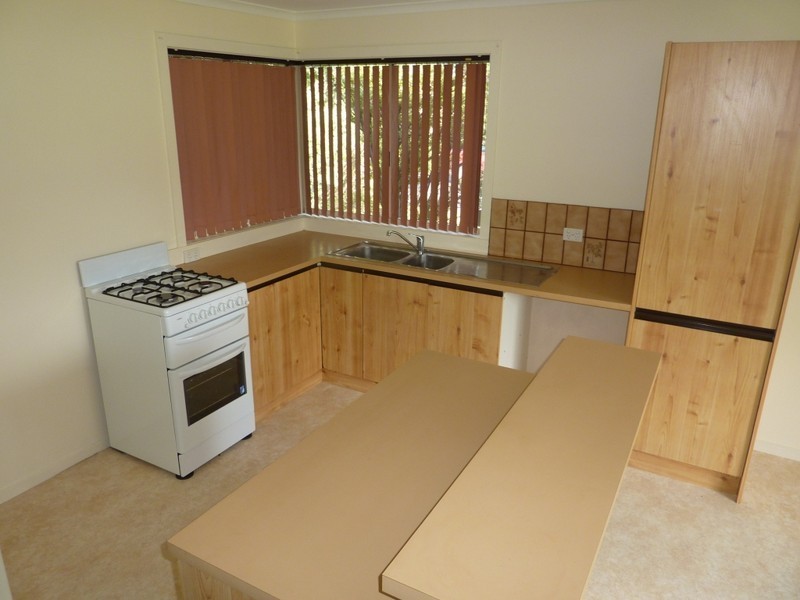 16 Regal Avenue, Hallam VIC 3803