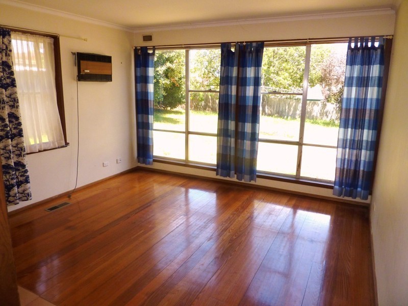 64 Forest Drive, Frankston North VIC 3200