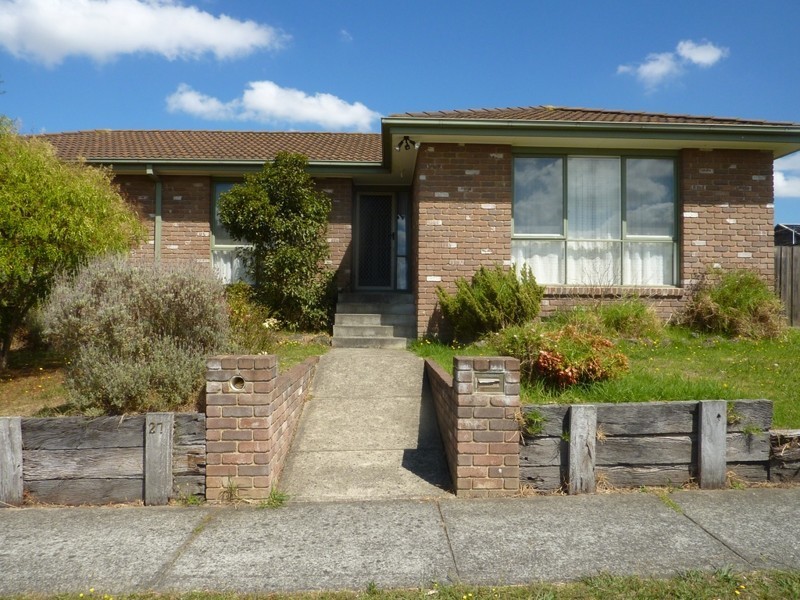 27 Glenburn Drive, Hallam VIC 3803