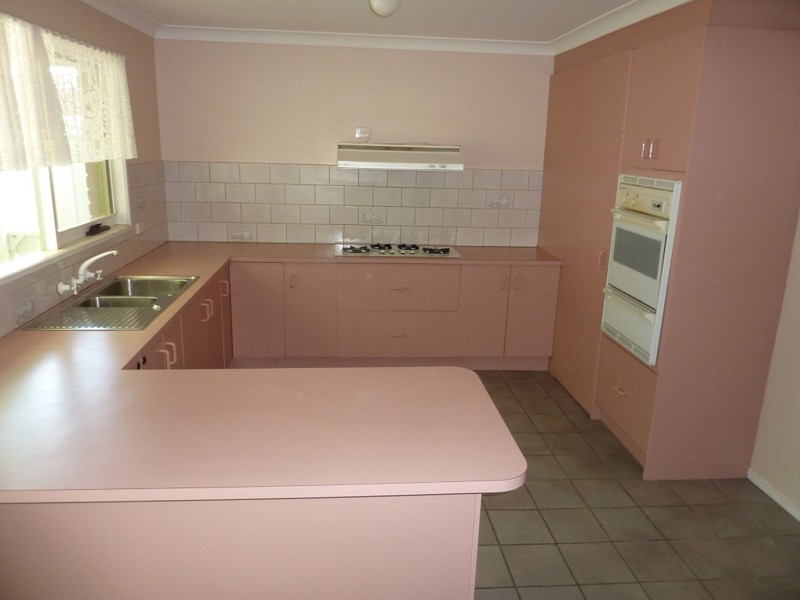 27 Glenburn Drive, Hallam VIC 3803