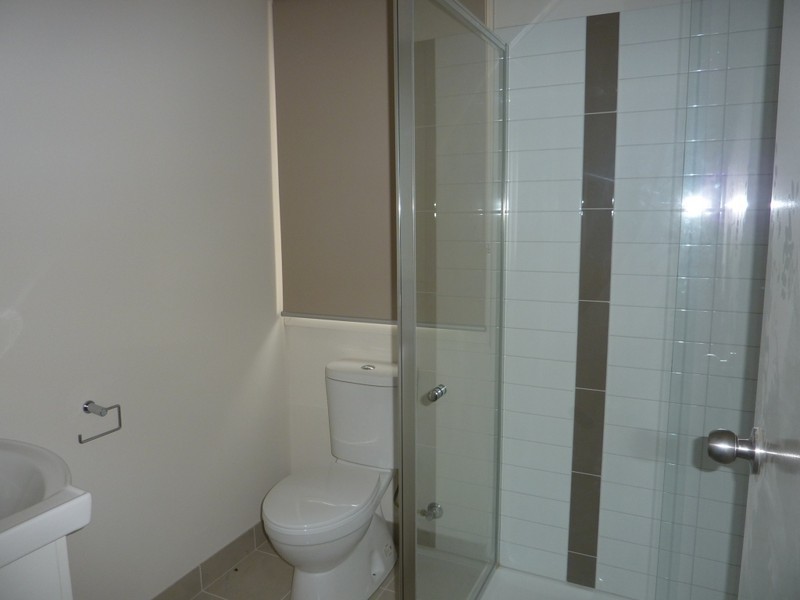 2/4 Young Road, Hallam VIC 3803