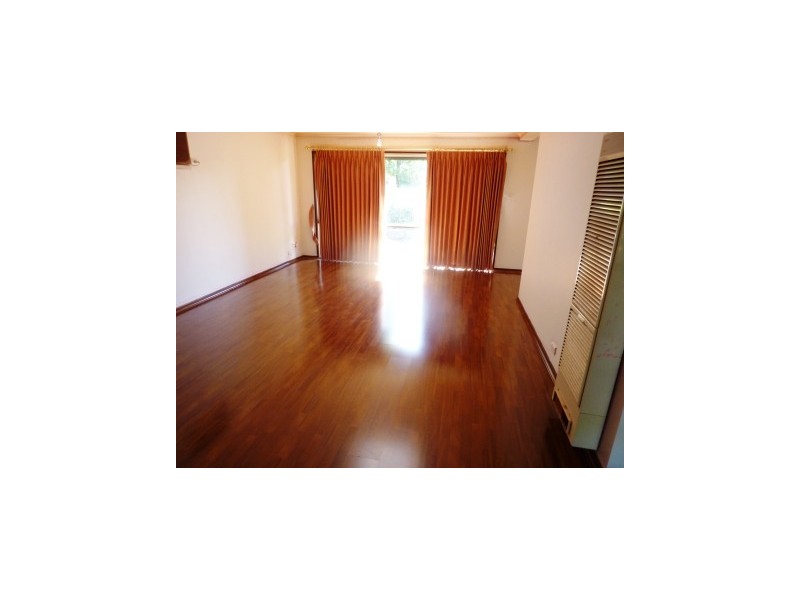 22 Weeden Crescent, Hallam VIC 3803