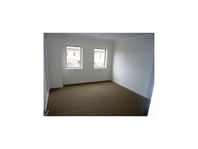 6 Sinclair Court, Hampton Park VIC 3976