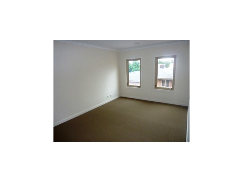 6 Sinclair Court, Hampton Park VIC 3976