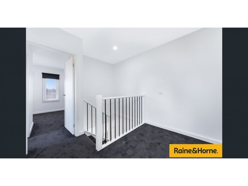 17B PRINCES DOMAIN DRIVE, Hallam VIC 3803