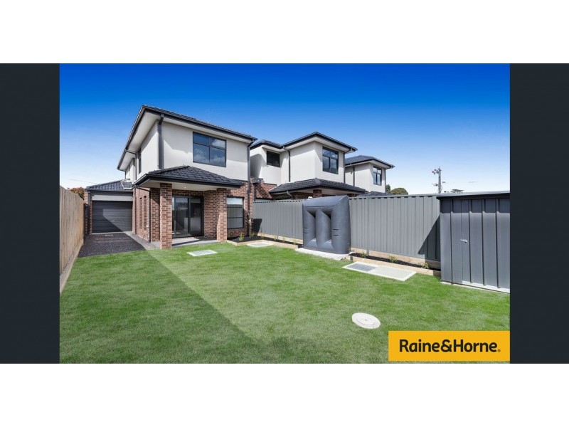 17B PRINCES DOMAIN DRIVE, Hallam VIC 3803