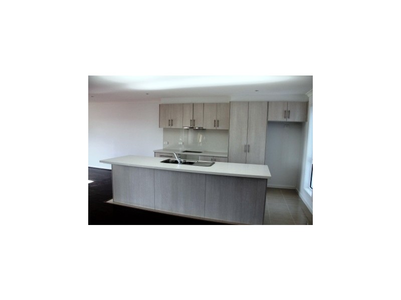 42 Willum Way, Dandenong South VIC 3175