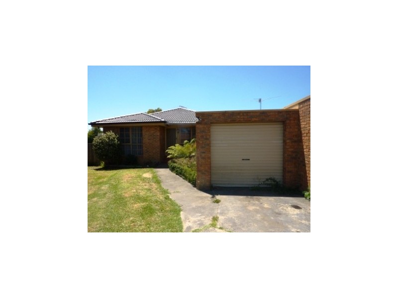 1/12 BRAMLEY, Hallam VIC 3803