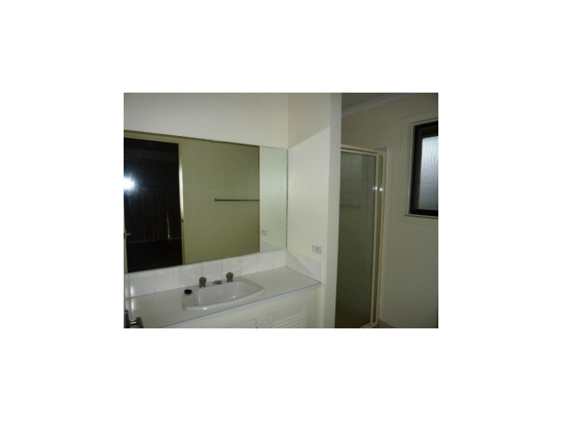 24 Robjant Street, Hampton Park VIC 3976