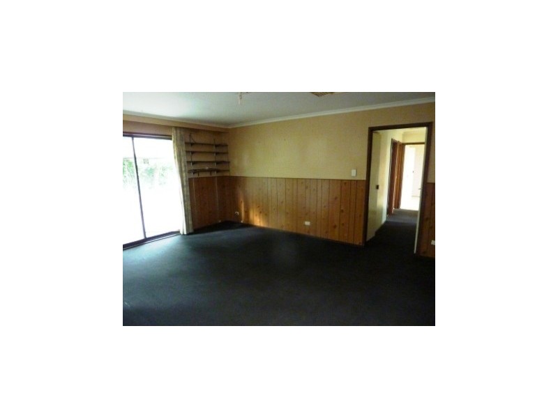 1 McLaughlan Avenue, Eumemmerring VIC 3177
