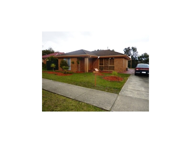 55 MEREDITH CRESCENT, Hampton Park VIC 3976