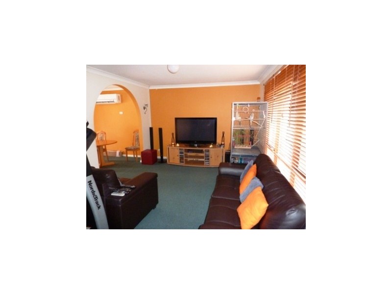 55 MEREDITH CRESCENT, Hampton Park VIC 3976