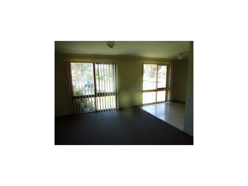 21 Narellan Drive, Hampton Park VIC 3976