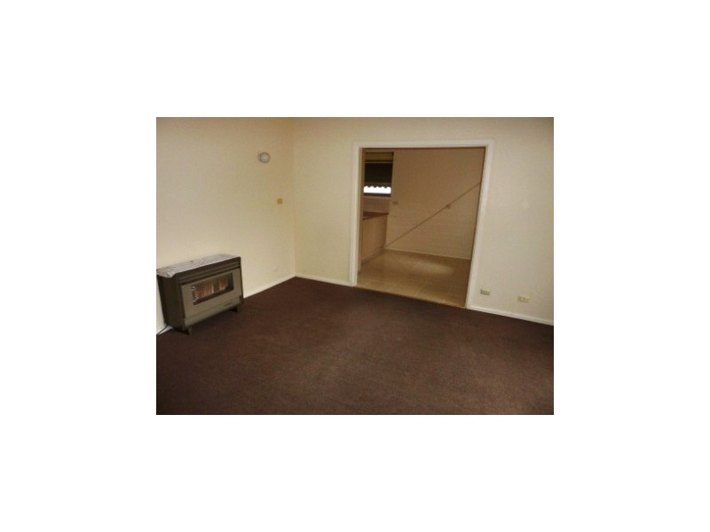 19 ALEXANDER STREET, Hallam VIC 3803