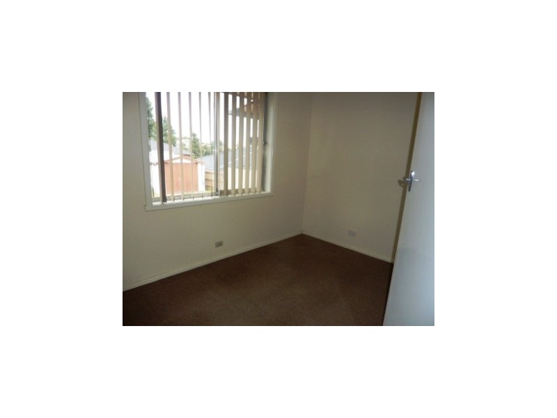 19 ALEXANDER STREET, Hallam VIC 3803