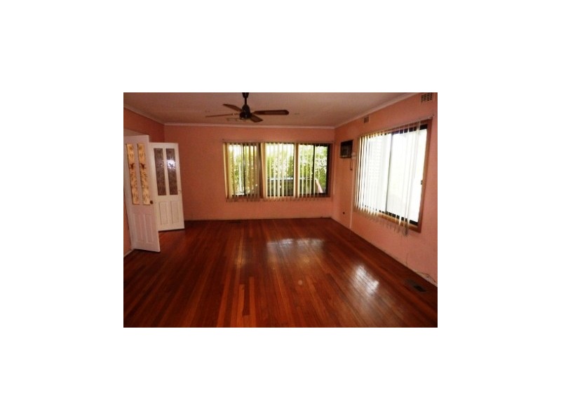 15 ROSE STREET, Doveton VIC 3177