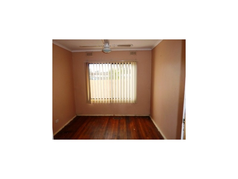 15 ROSE STREET, Doveton VIC 3177