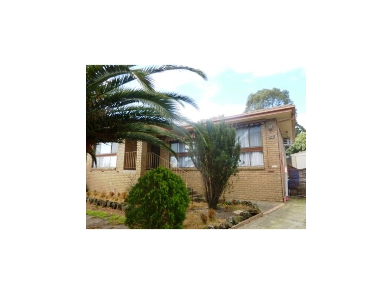 6  DULNAIN CLOSE, Hampton Park VIC 3976