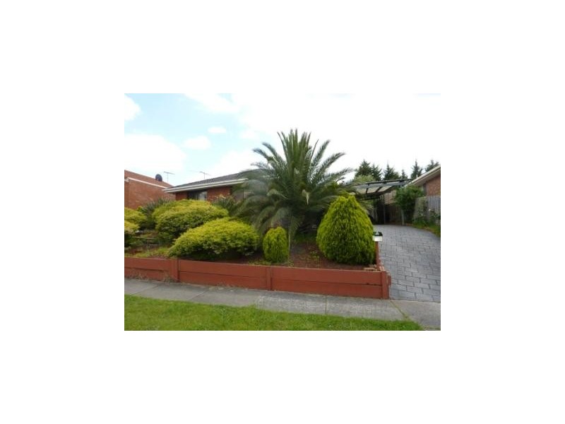 18 Temby Close, Endeavour Hills VIC 3802