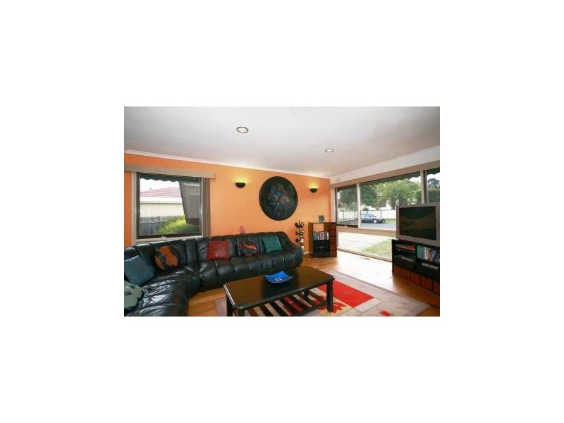 39 Alexander Avenue, Hallam VIC 3803