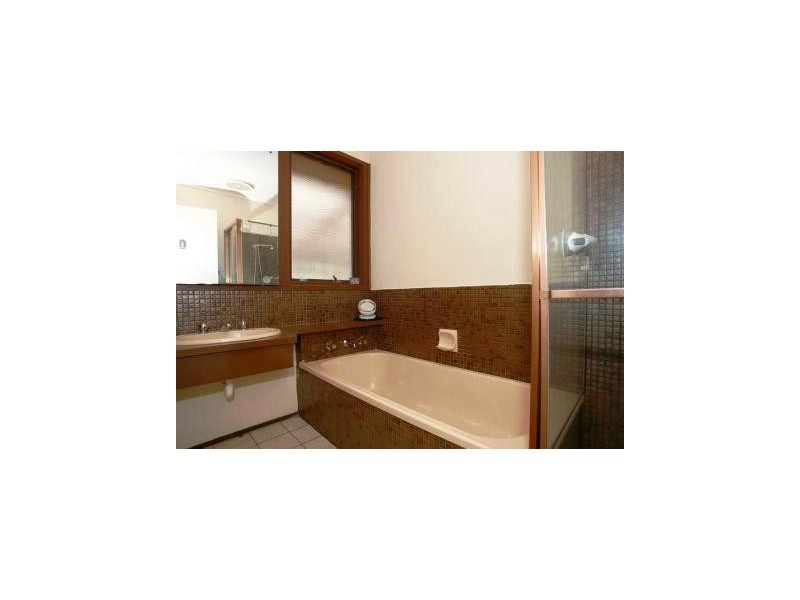 39 Alexander Avenue, Hallam VIC 3803