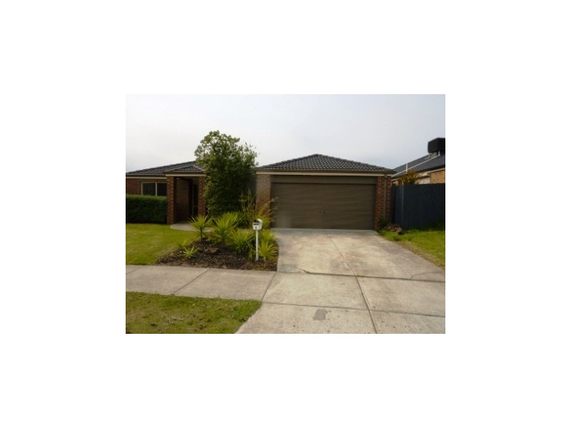 6 Orion Avenue, Cranbourne VIC 3977