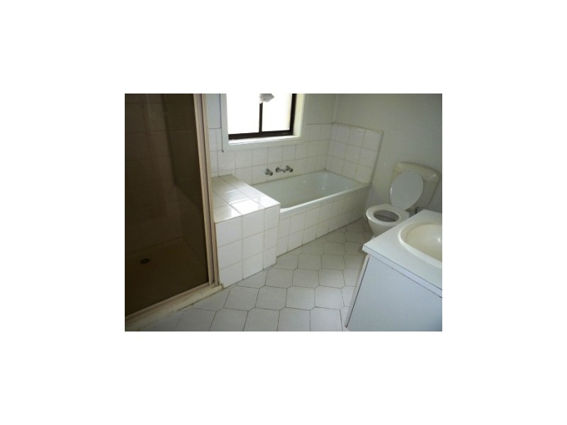 9/2-6 Belgrave Hallam Road, Hallam VIC 3803