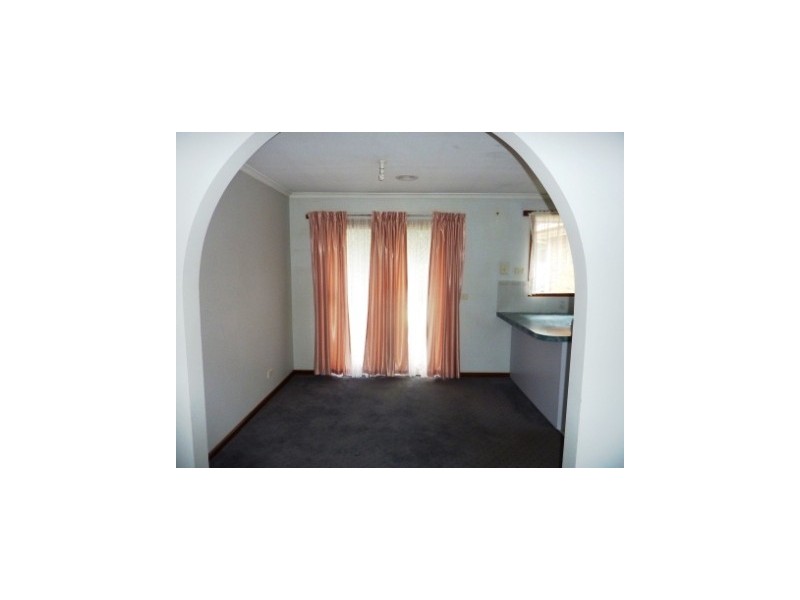 4 Tara Court, Hallam VIC 3803