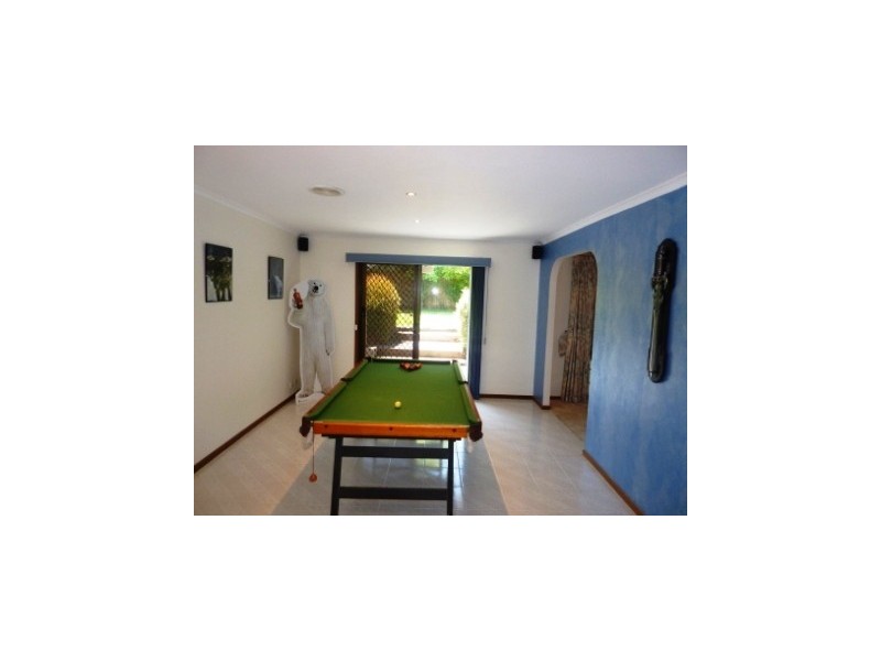 6 George Chudleigh Drive, Hallam VIC 3803