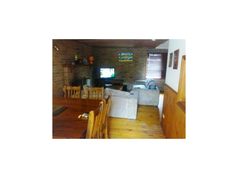 11 Nattle Drive, Hallam VIC 3803