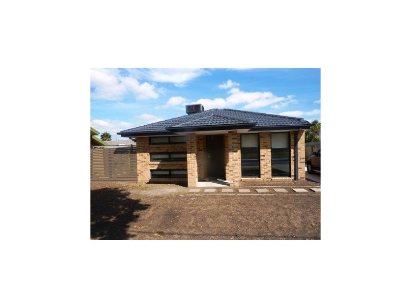 1/36 Curtin Crescent, Dandenong North VIC 3175