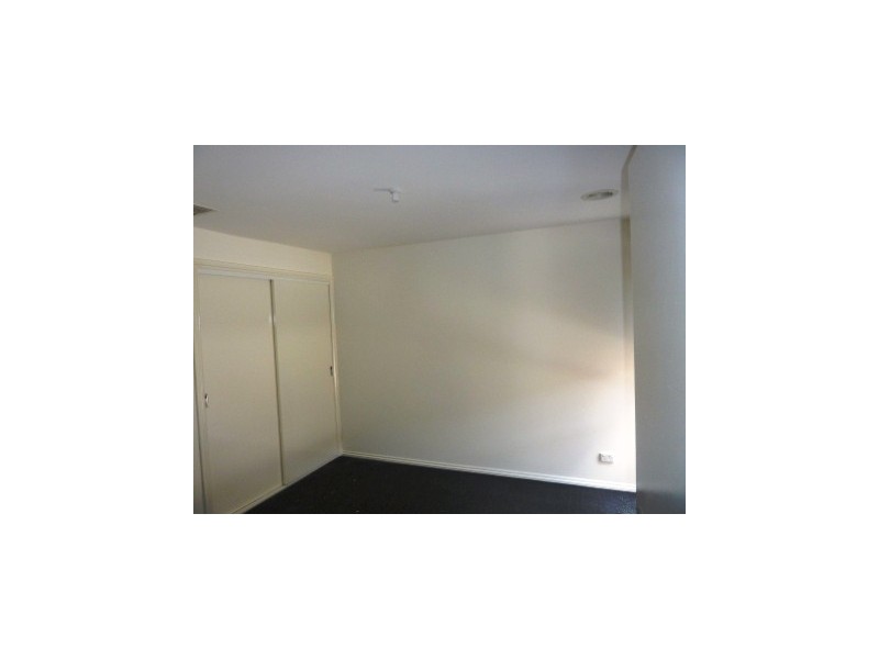 1/36 Curtin Crescent, Dandenong North VIC 3175