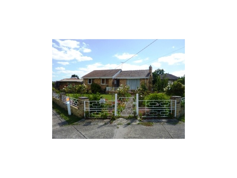 15 Princes Domain Drive, Hallam VIC 3803