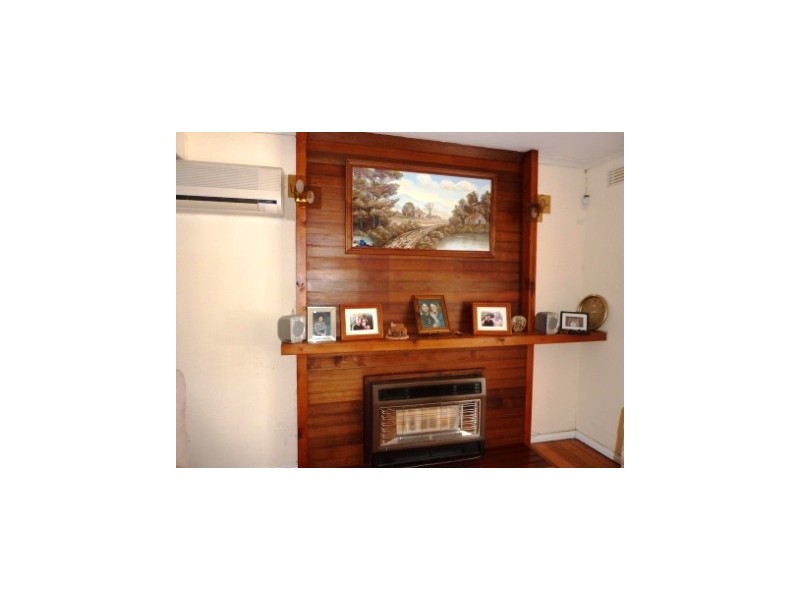 15 Princes Domain Drive, Hallam VIC 3803