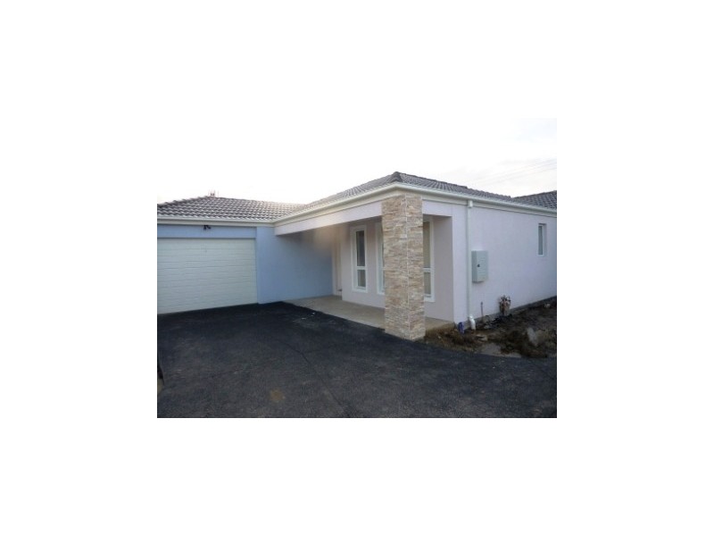 42 Willum Way, Dandenong South VIC 3175
