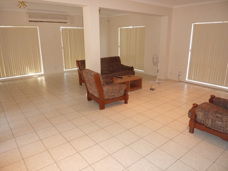 2 Rebecca Mac Court, Hallam VIC 3803